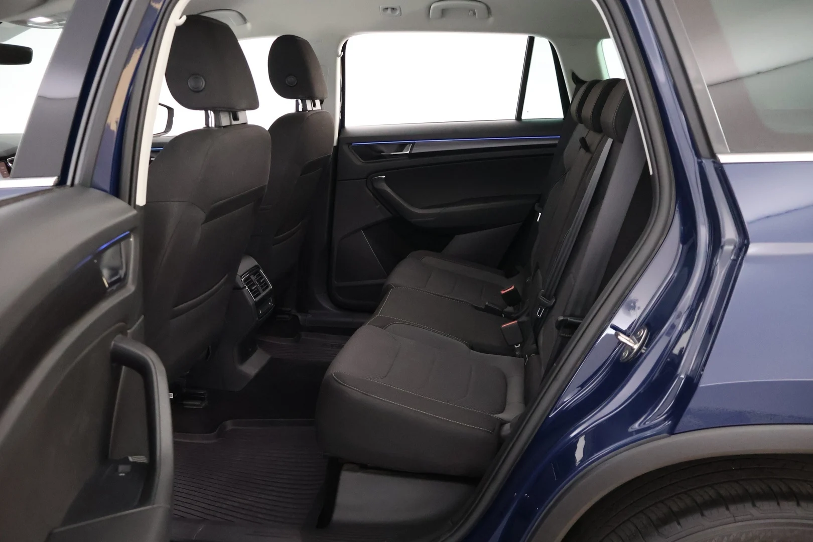 Car Image - 7uogmKNpzf2aIPJcpooVbm