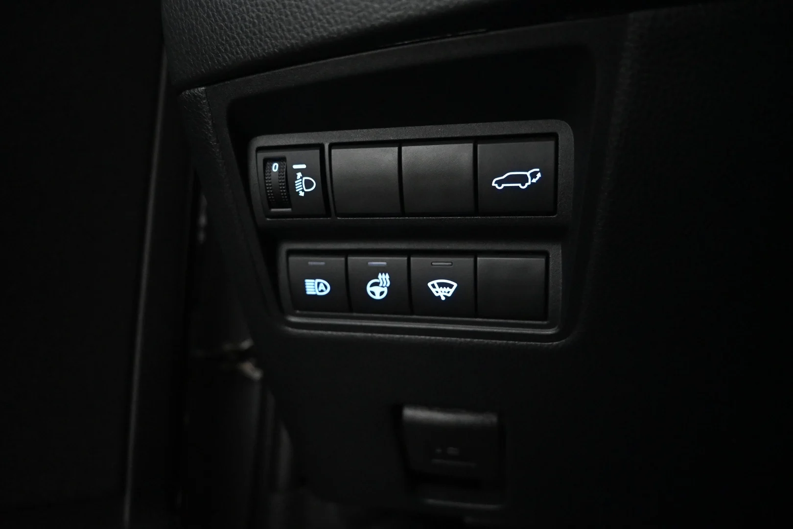 Car Image - 6NsrV7yIyeBMpQc68k6kxD