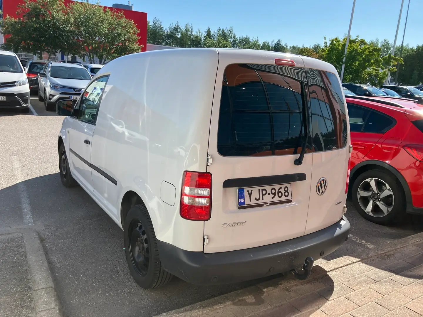 Car Image - 6CHURpyNXlfU8PiH58UQYd