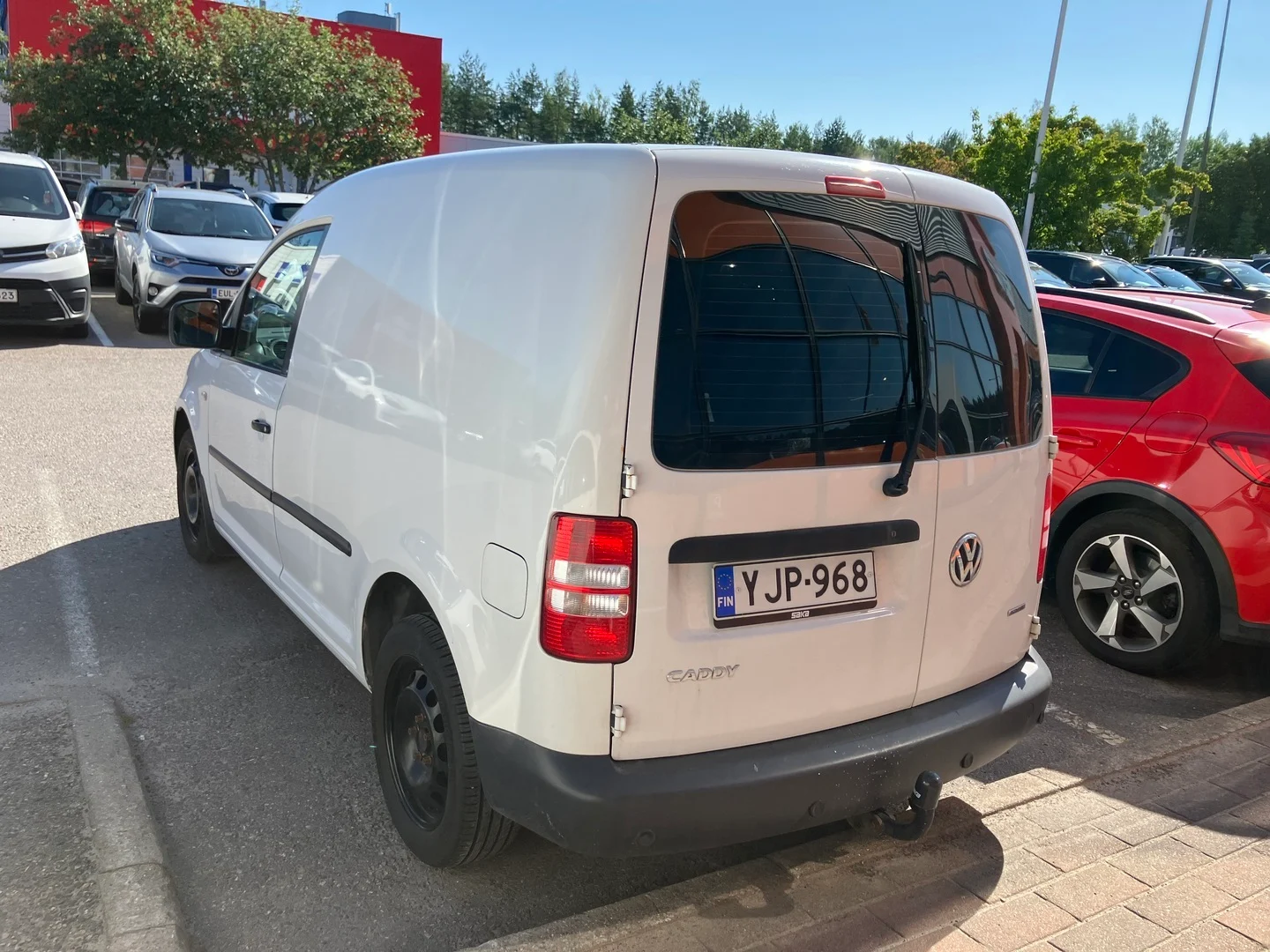 Car Image - 6CHURpyNXlfU8PiH58UQYd