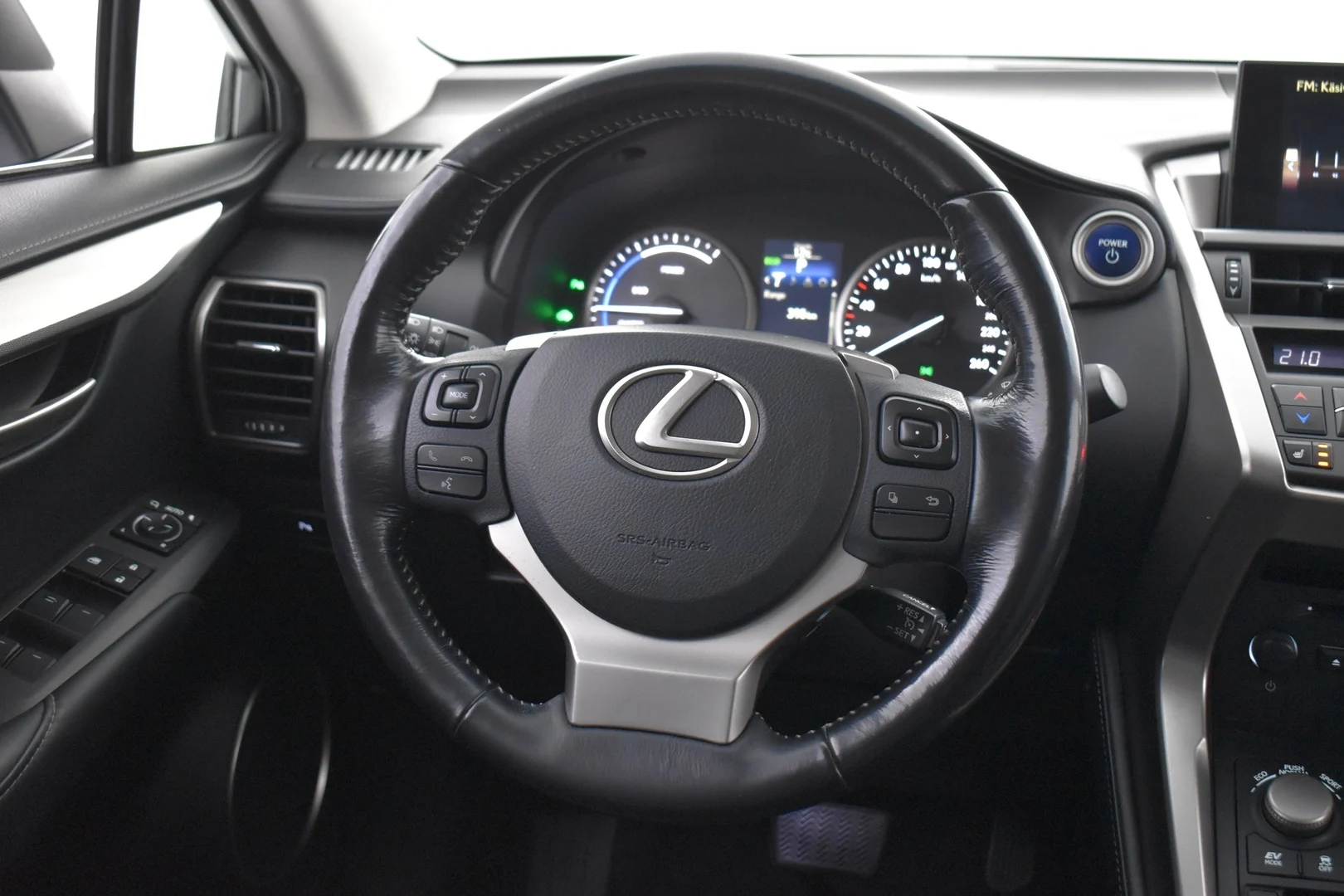 Car Image - 5LDkW0HM9KqIzTEA0MJ4PZ