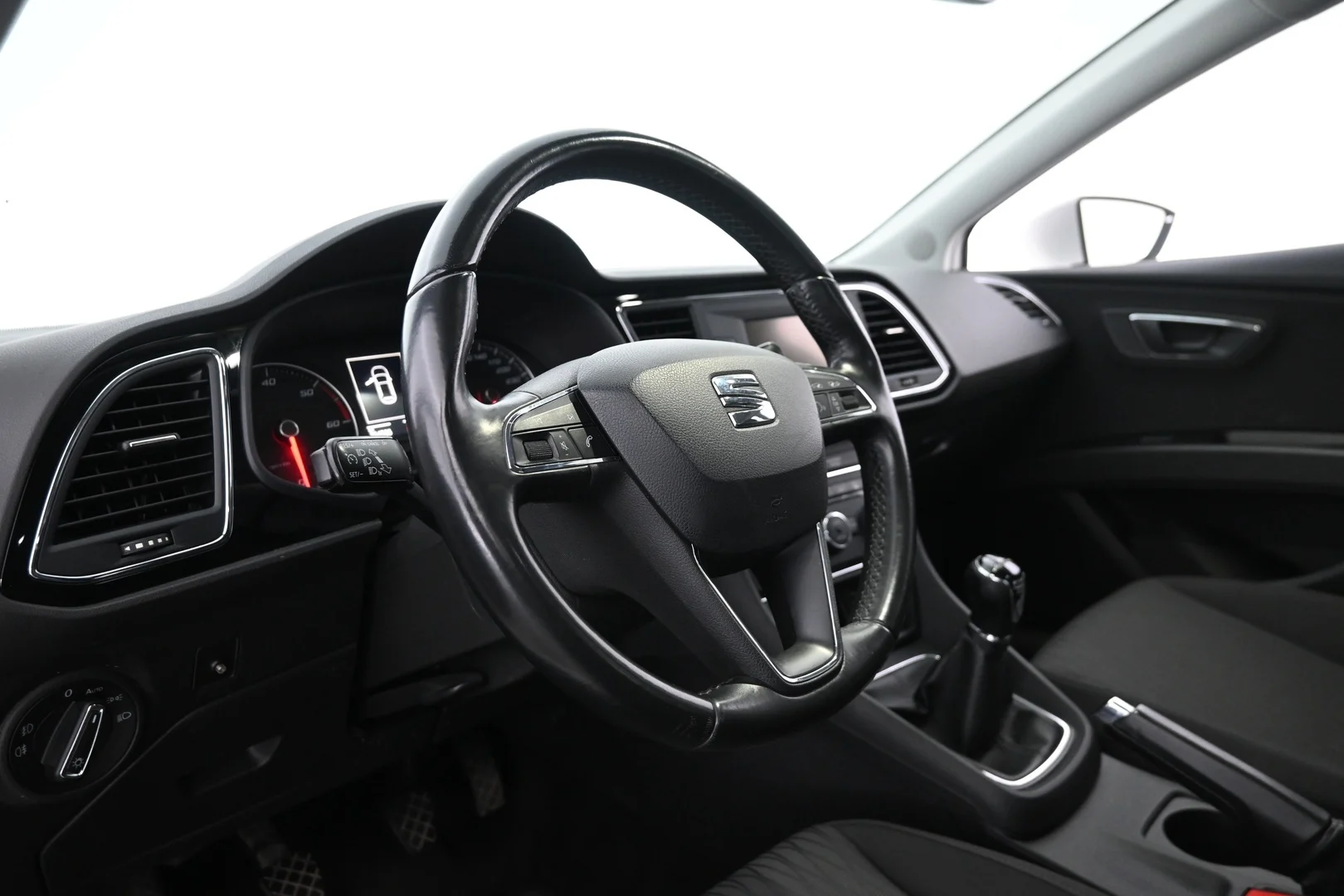 Car Image - 3Ikvub2p2UZRskeQVPe1qi