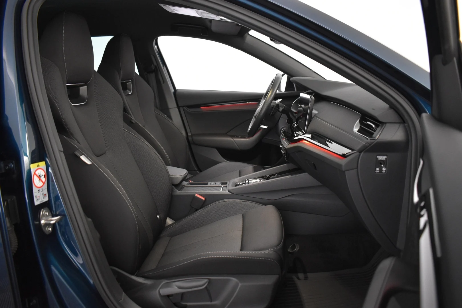 Car Image - TBE93Uxgr2g3ihgrKauPE