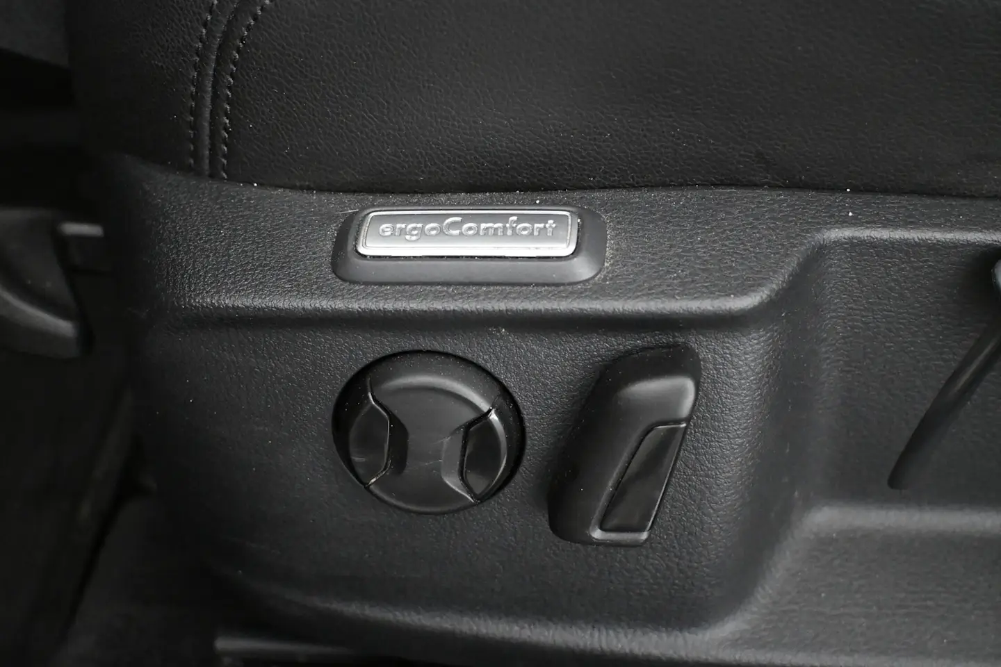 Car Image - 25xr8rl7uSJQynqT200OVQ