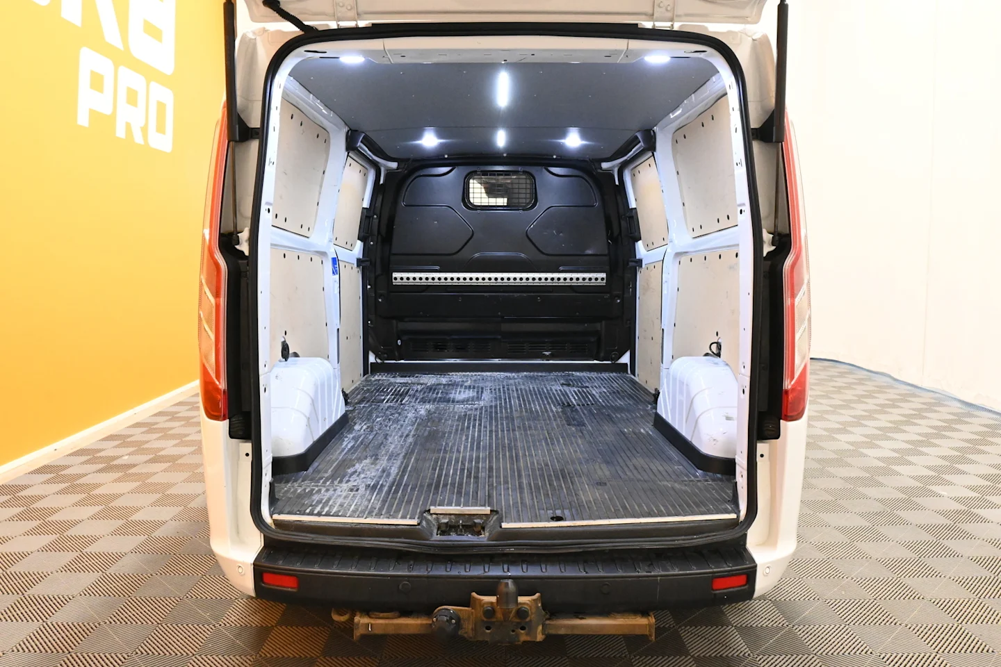 Car Image - 75aId8OPyqwtGSgqX0FqRS