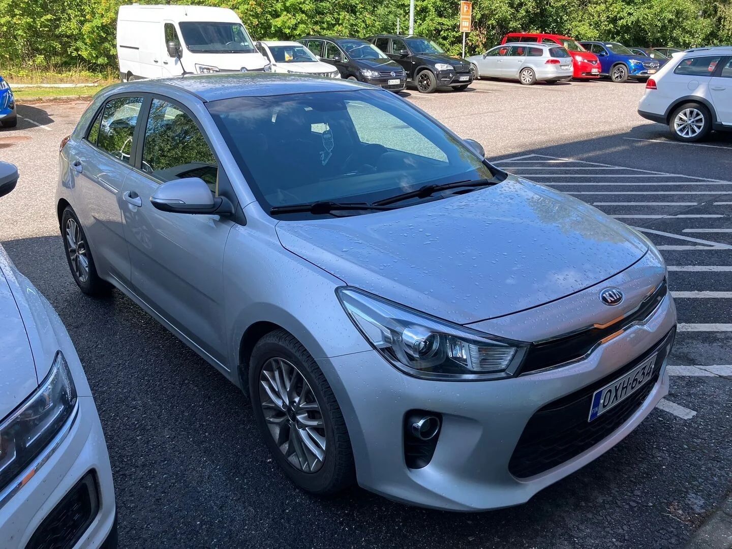 Car Image - 5XxvNhTBpIcOnbSI2yLdFk