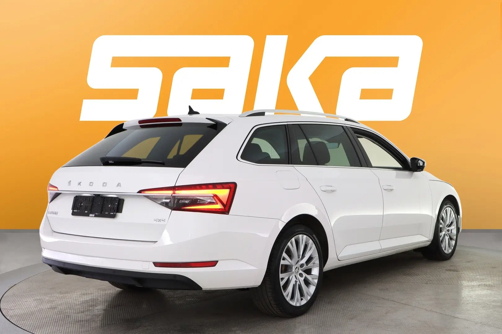 Car Image - 1mRM6aVx5eEYs2MTcgbr3T
