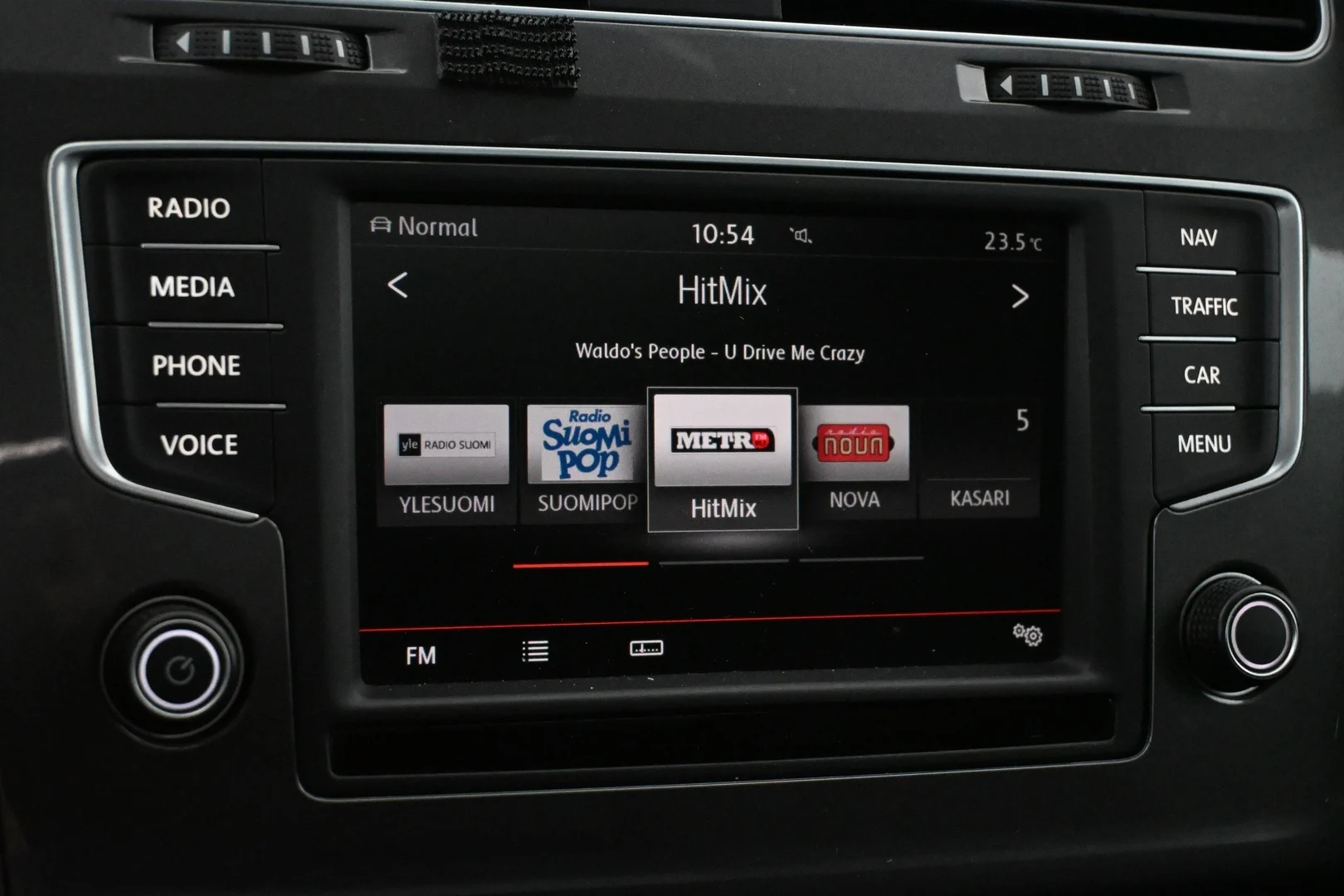 Car Image - 4nRslYYgPhqH17rZp0fMia