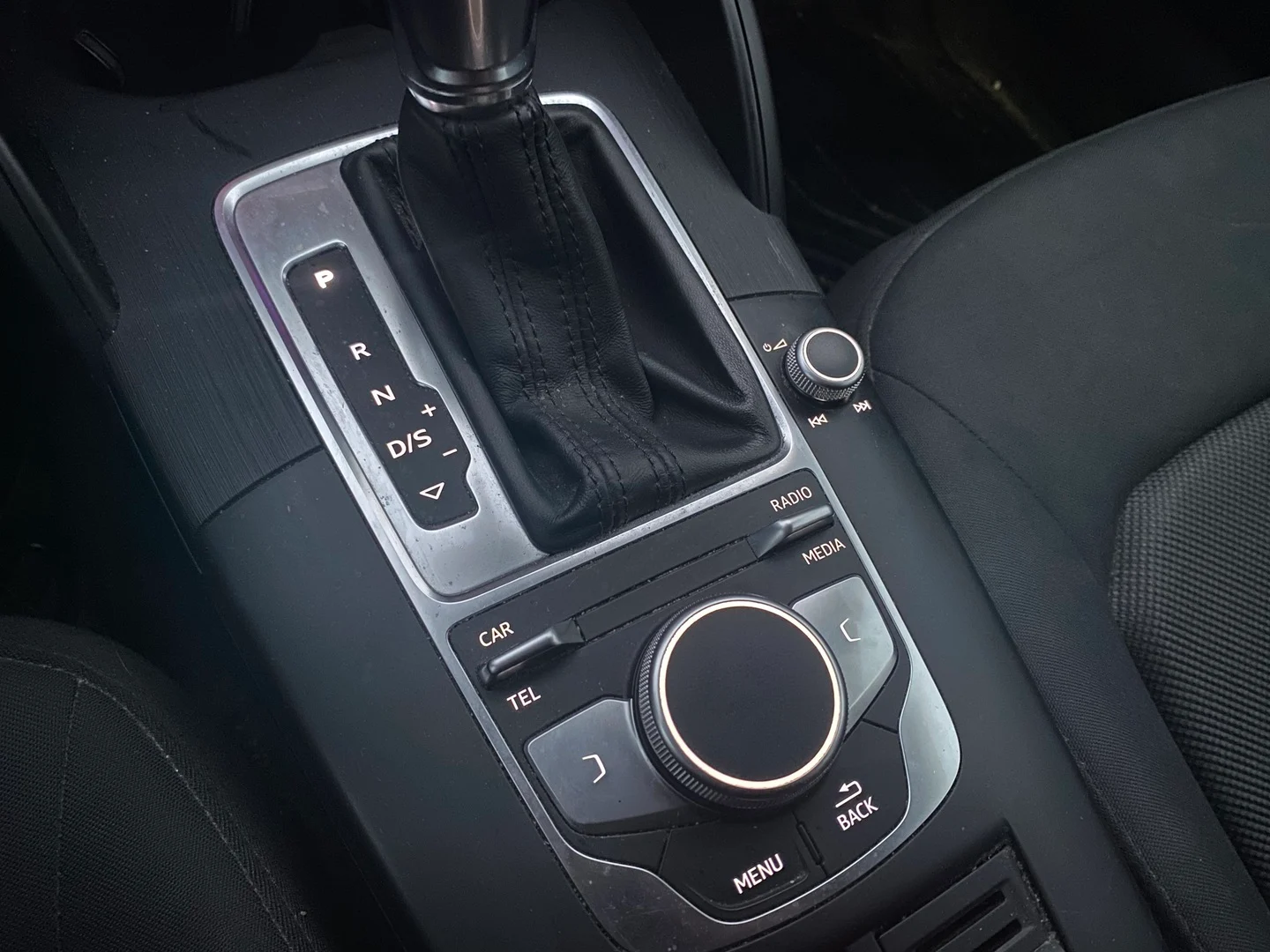 Car Image - 29yPX0FFoKntqSjgGO29T3