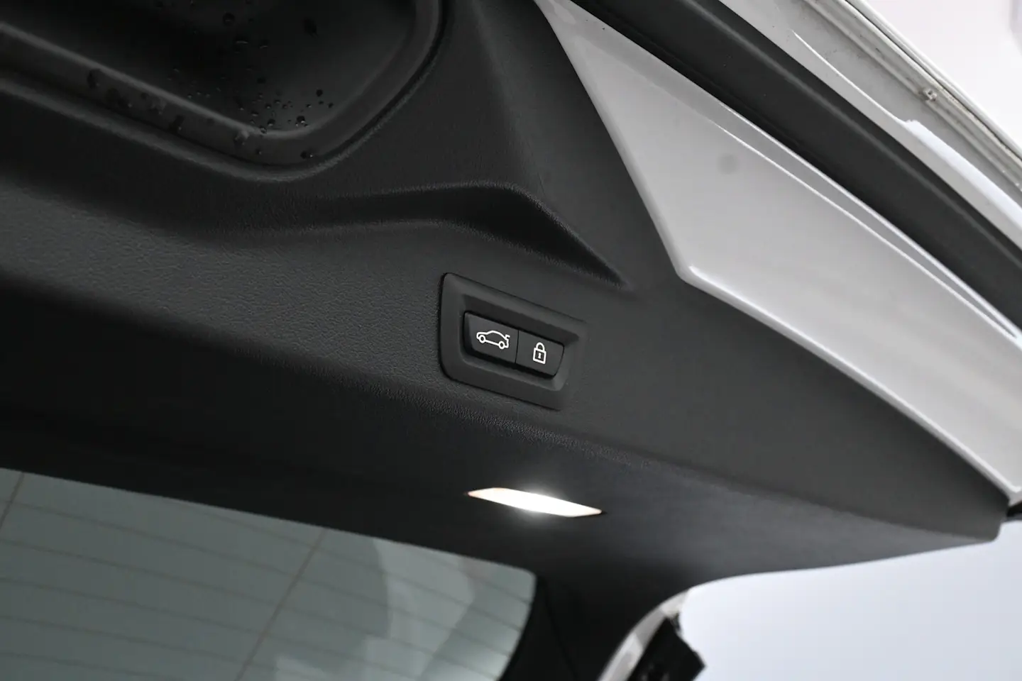Car Image - 1YtSxRybyeRbrRFbOOCYmN