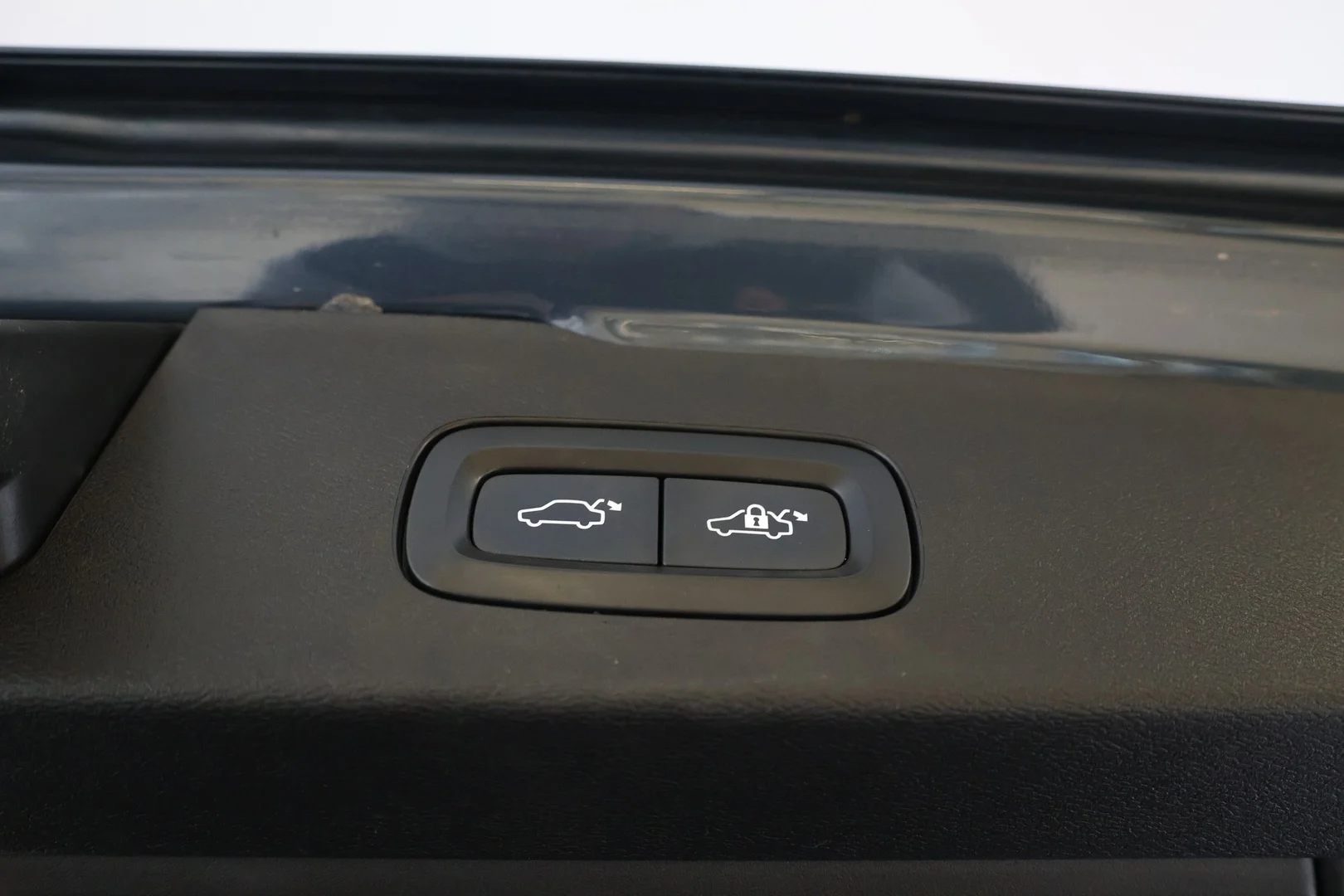 Car Image - fSFDlxftxHOKYz63ZL0yt