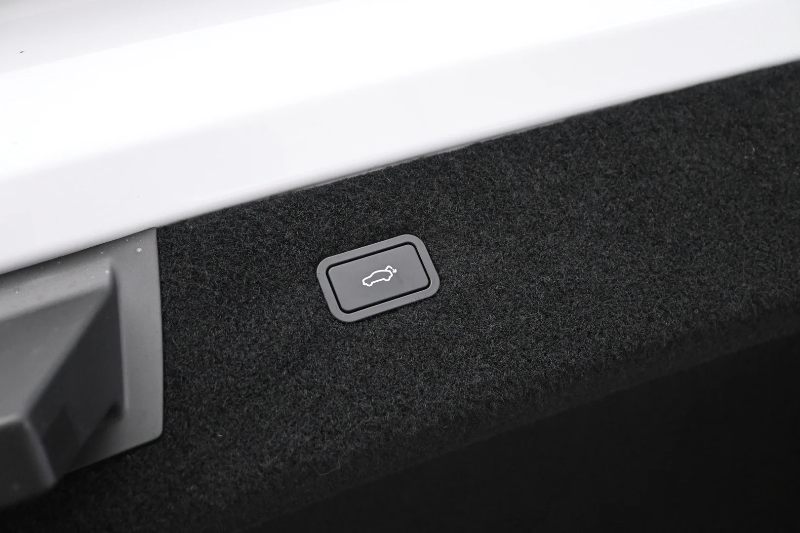 Car Image - rT3Ekj4rb01KgqQFVW6mW