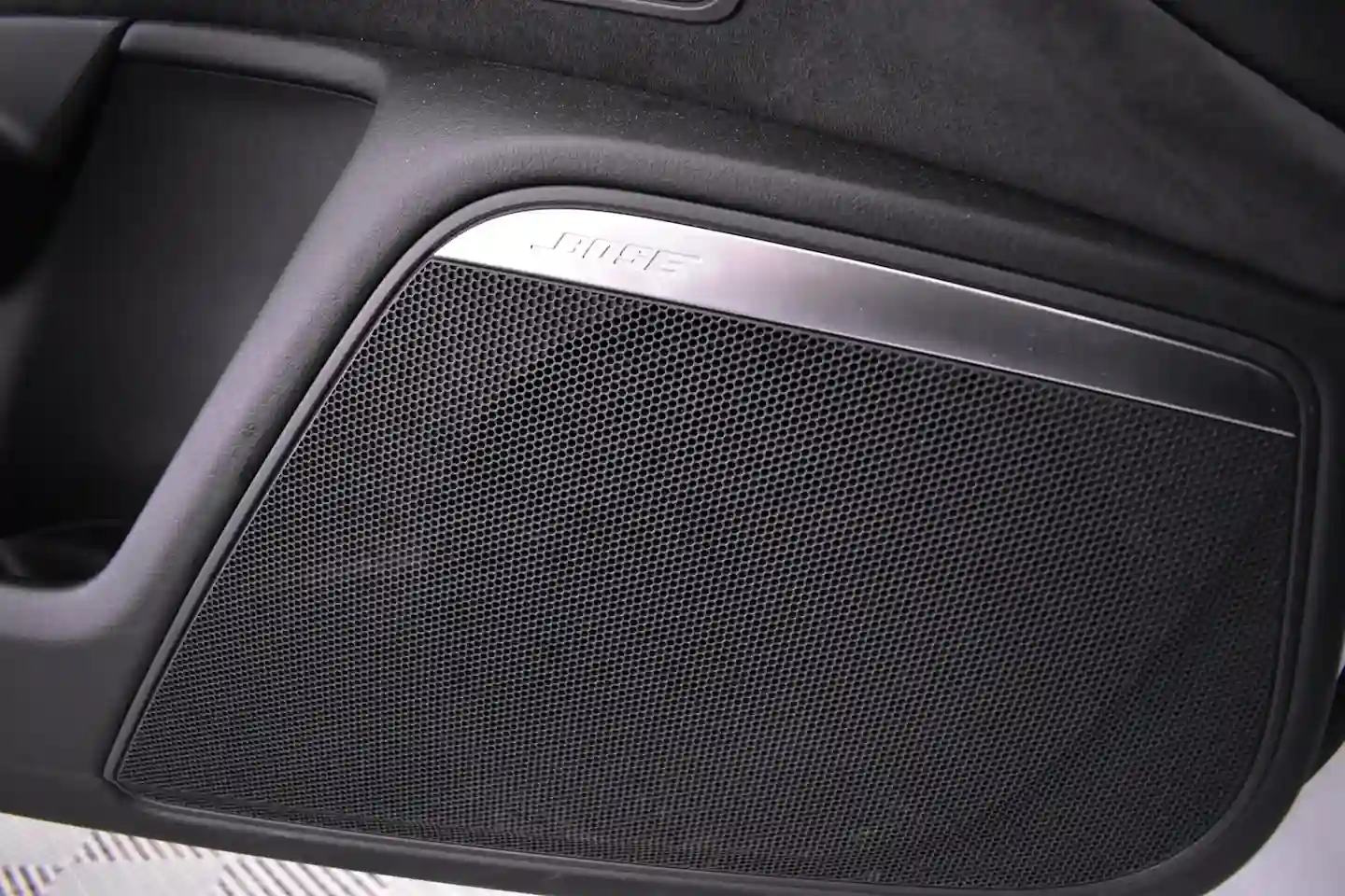 Car Image - 3nFUvN1M9aJVHc8W7sVHe3