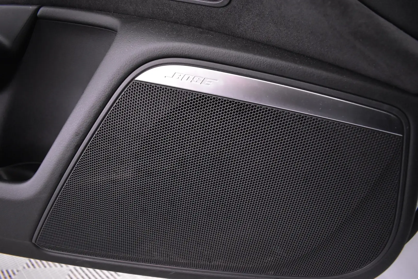 Car Image - 3nFUvN1M9aJVHc8W7sVHe3