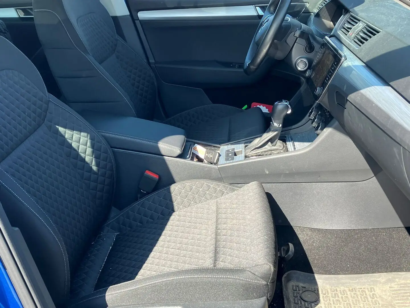 Car Image - FAcisVqUUta3EkMVpNmS4