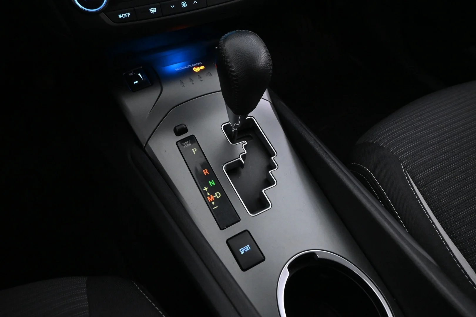Car Image - 76RXE7U0YpFrol0Q3mAsjZ