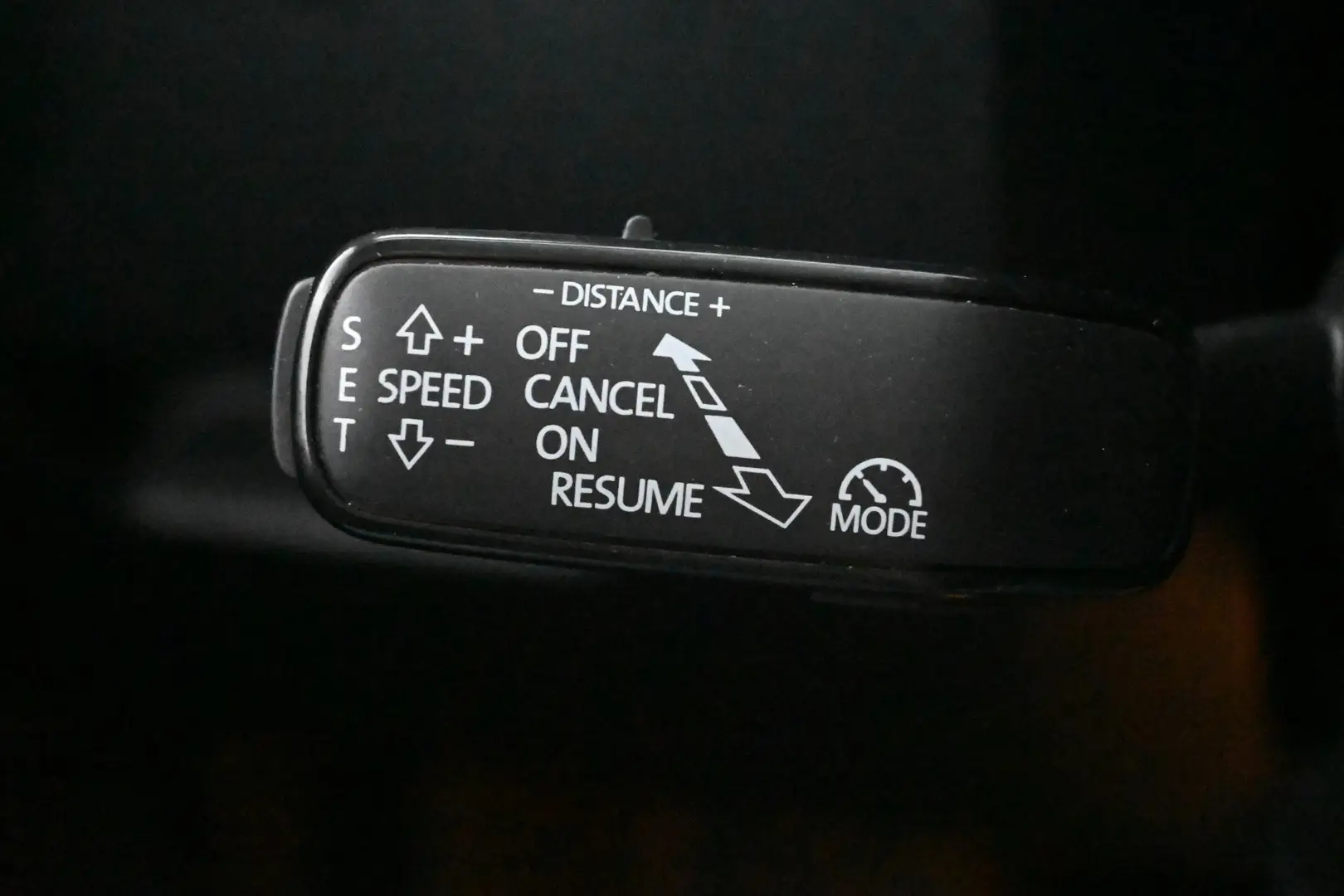 Car Image - JzQvEskbP28CdvcMSpEzf