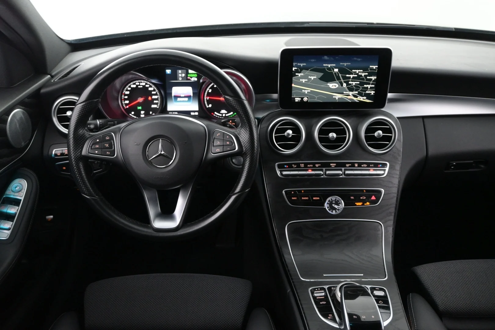 Car Image - 3ziQ6Vra2fwhmwEvHtXMRg