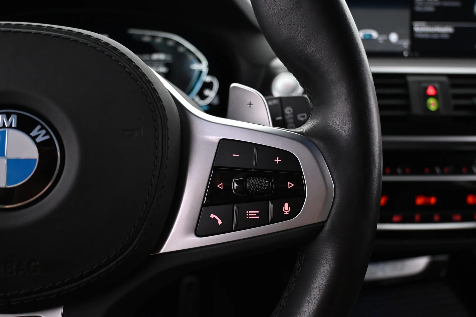 Car Image - 4RgP0SFSX1FliihQQ1VKzA