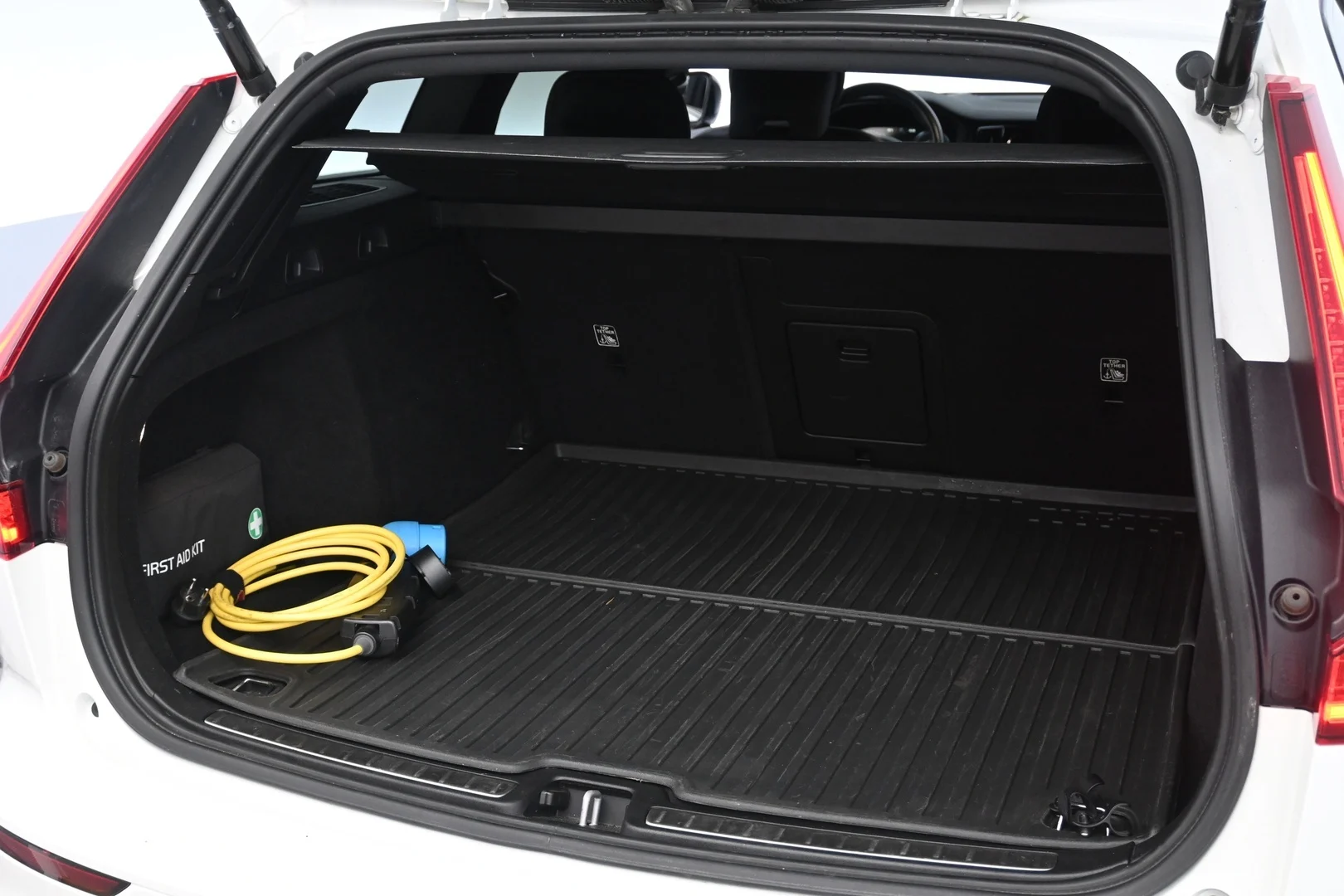 Car Image - 3VEjOc7nFBoI0PfM0Bwk9i