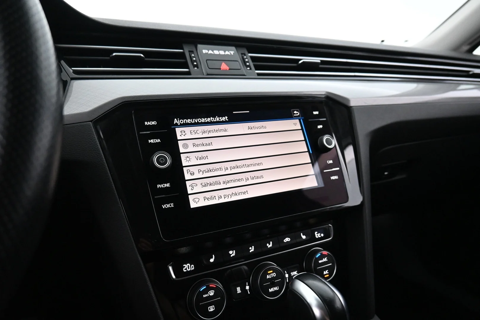Car Image - 3ZcTS4GAyuLLJl7HdsAbTs