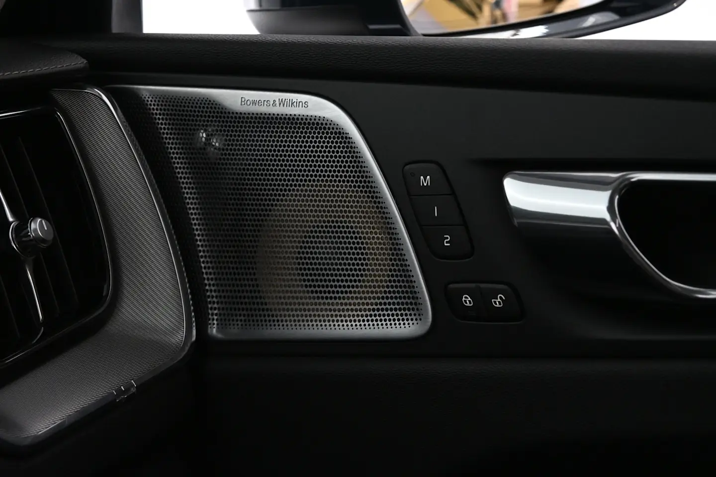 Car Image - 49EhF0f5gg22xxBRqOzEHq