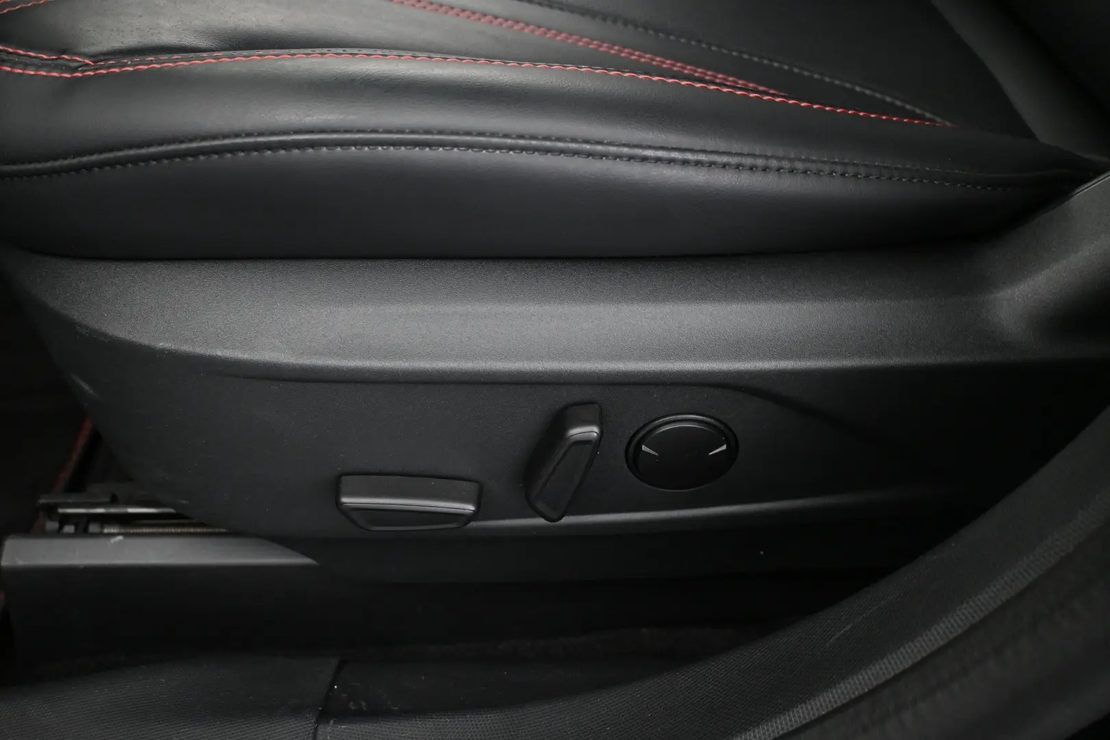 Car Image - 3eQueRkw8PMIJKHJzCA6HA