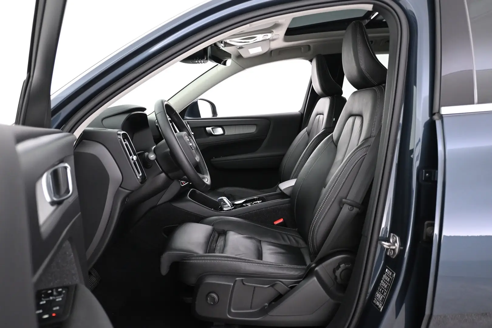 Car Image - 2JMhiJ5AsLaWtkHRxGIaen