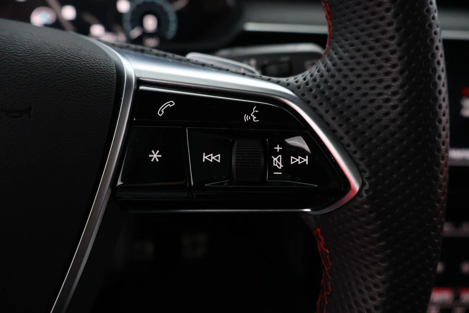 Car Image - 1jcyJm9viHQ2IsRrsuiX4M