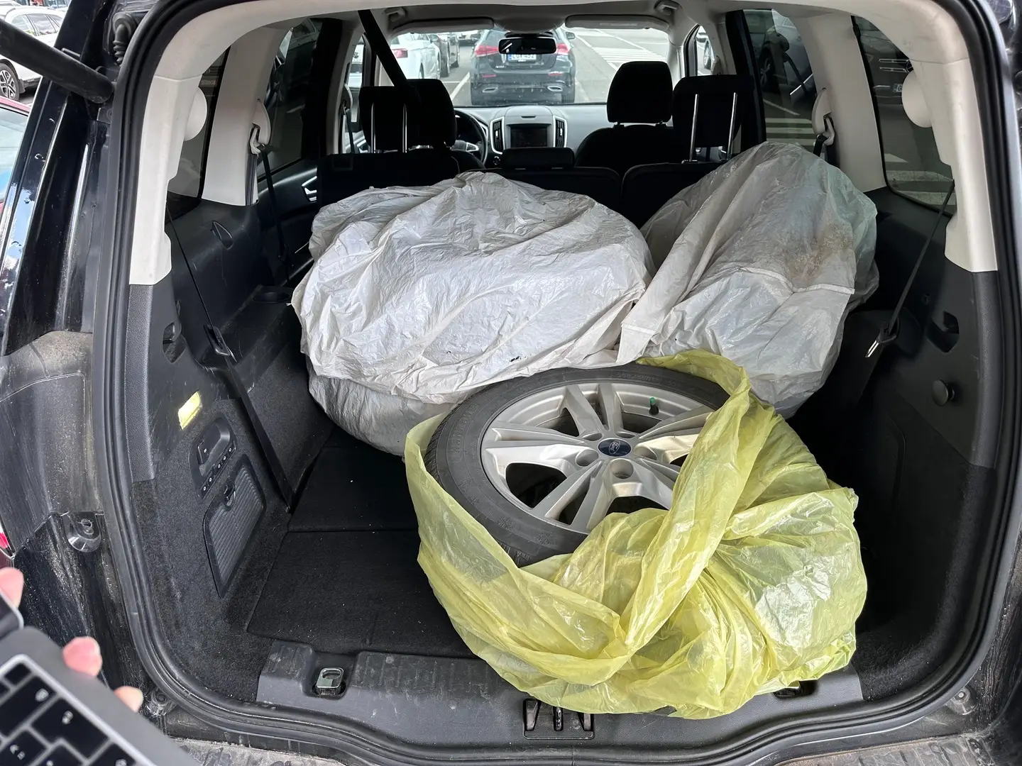 Car Image - 1flsXplxisjXDBnJqlHHAK