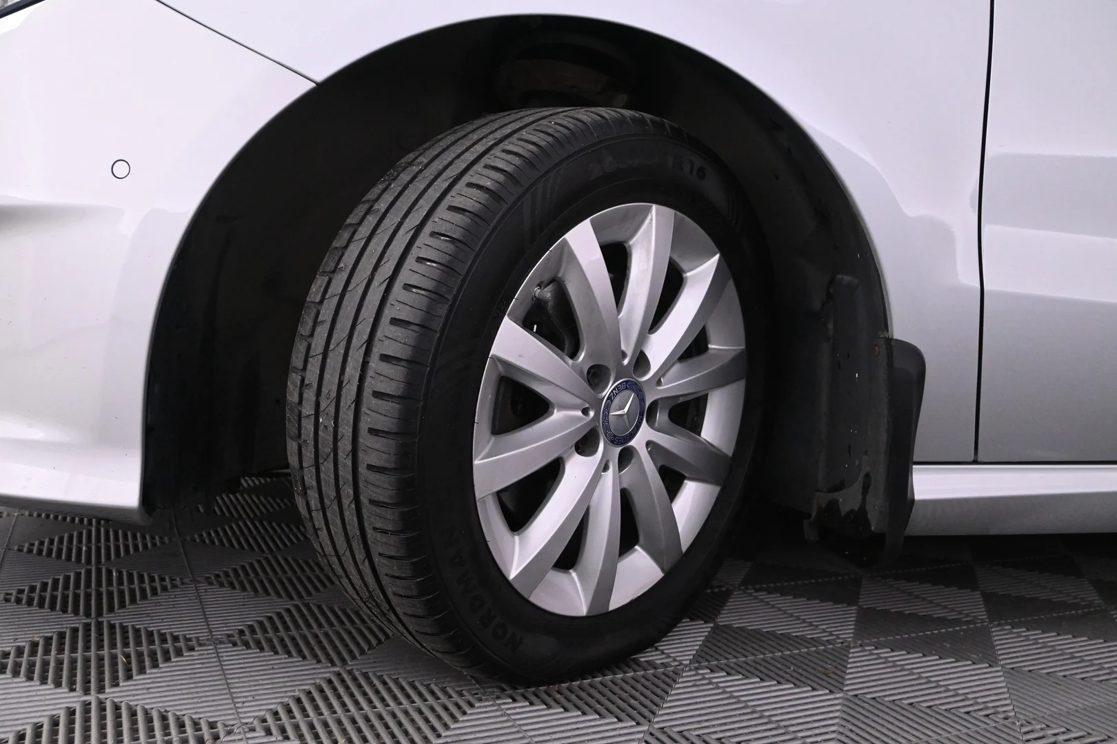 Car Image - 5DZvjDC3LMdWPYxJFfM13N