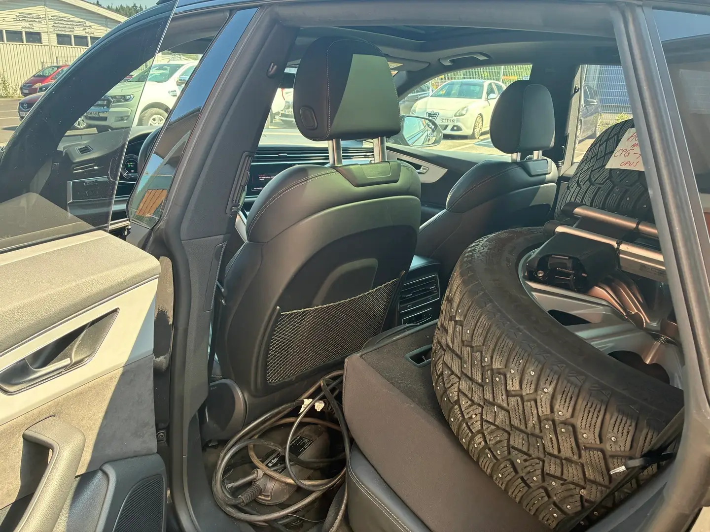 Car Image - 1qfI4qBRD05zFUSeRRjZOm