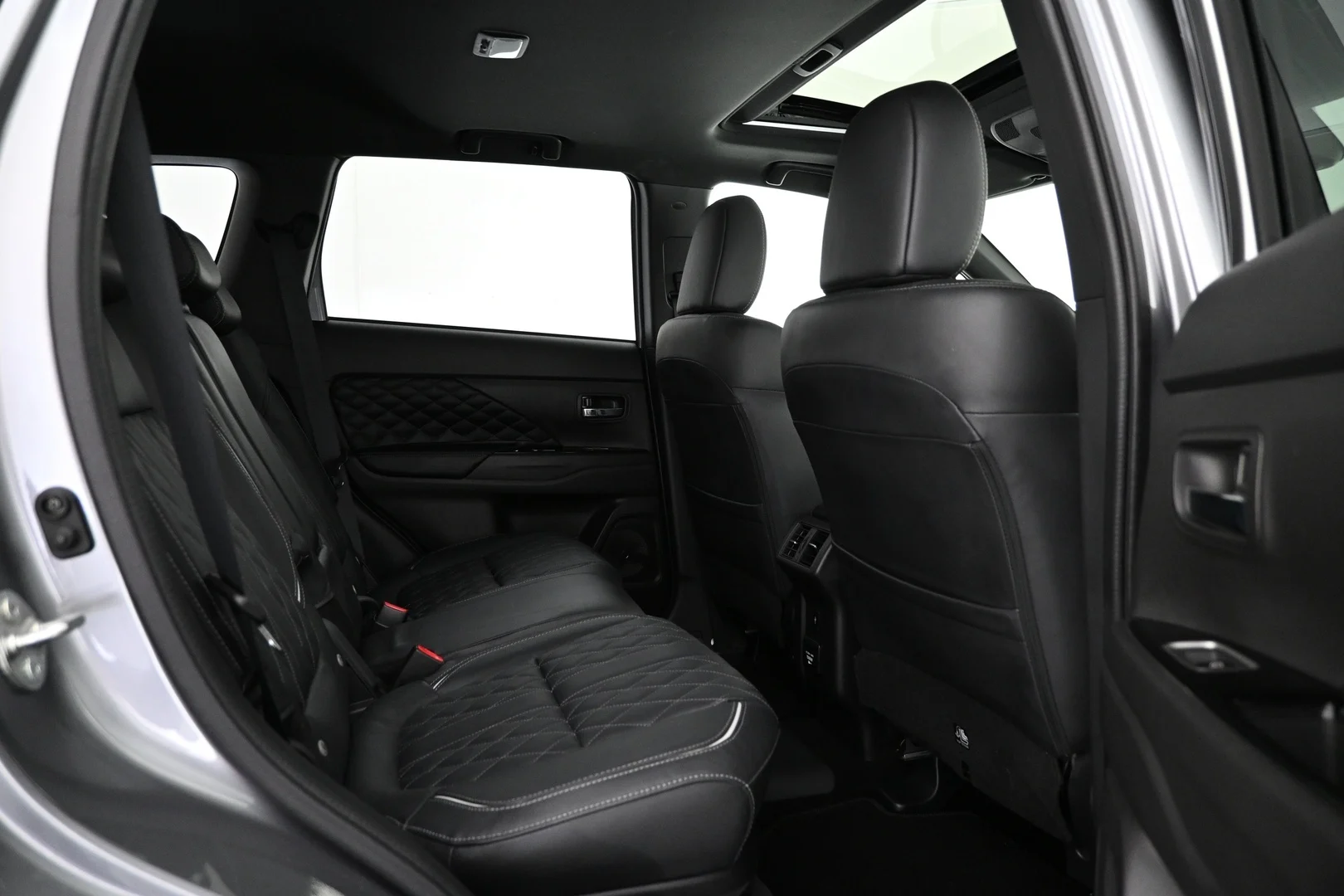 Car Image - 7JLLOYOWhRTJyrYEQBKF9C