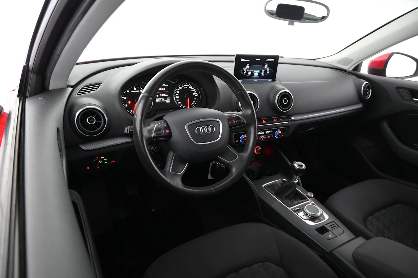 Car Image - 3xrpZ3FpwE1V2zyvA4RJN7