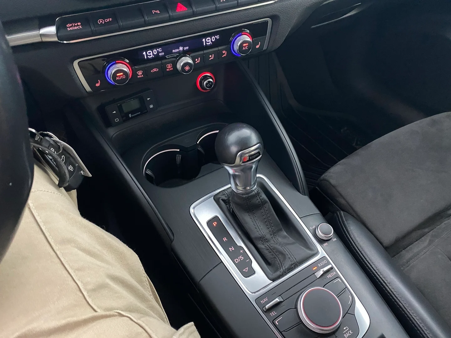 Car Image - 2Ly2RFGh7Hc2daJ1ilZTjs
