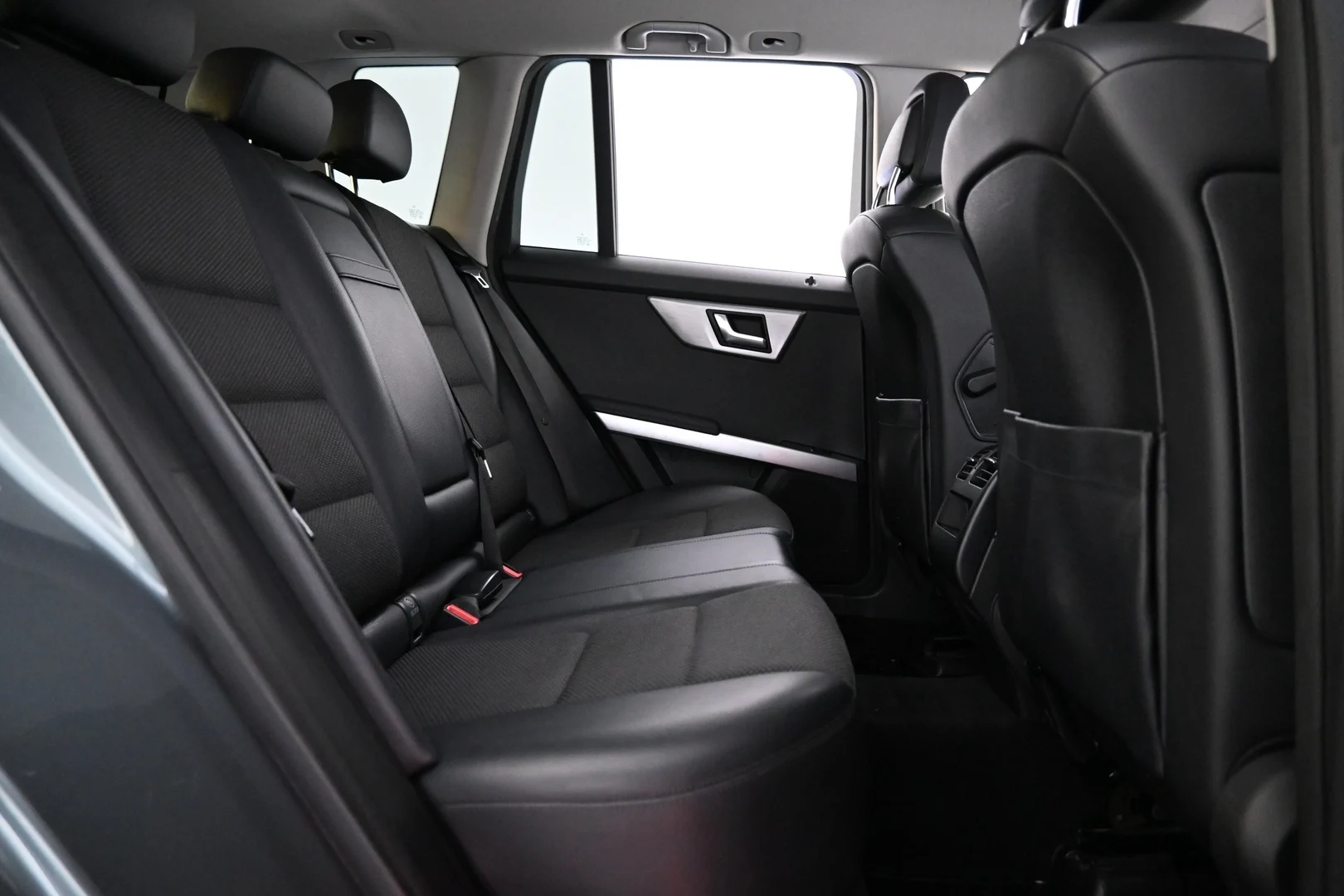 Car Image - 2bmkvYLiPlONqdE4cnS4BU