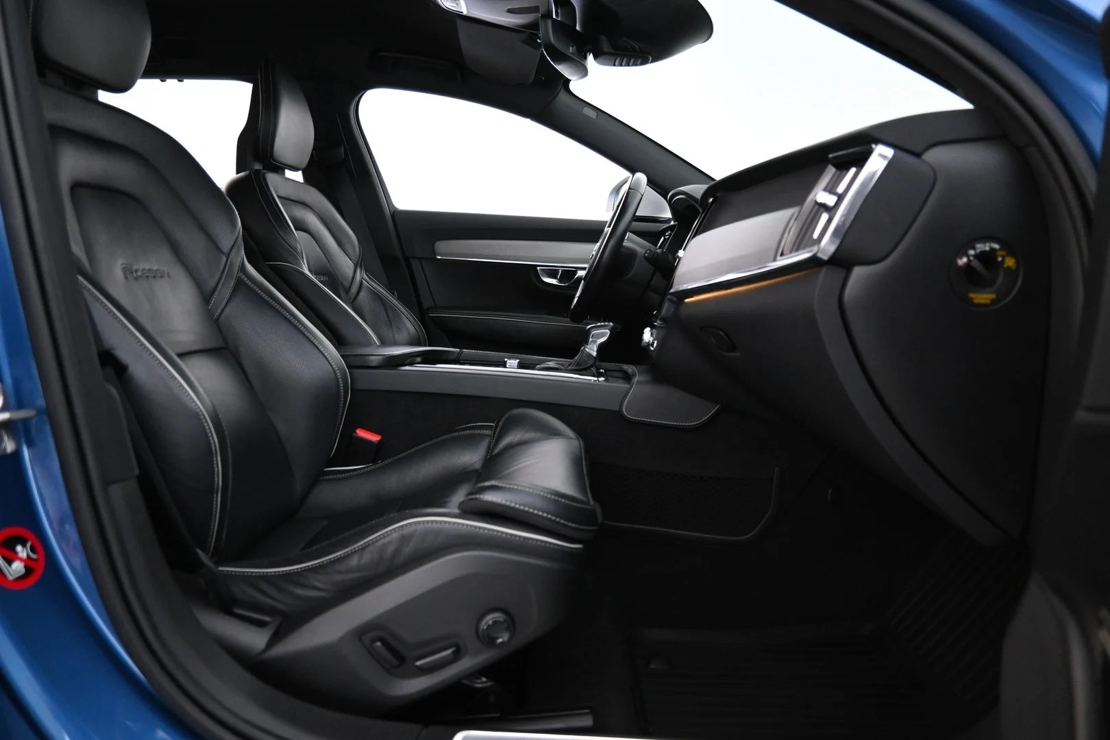 Car Image - 46fBybSqJuhypD9e19BShA