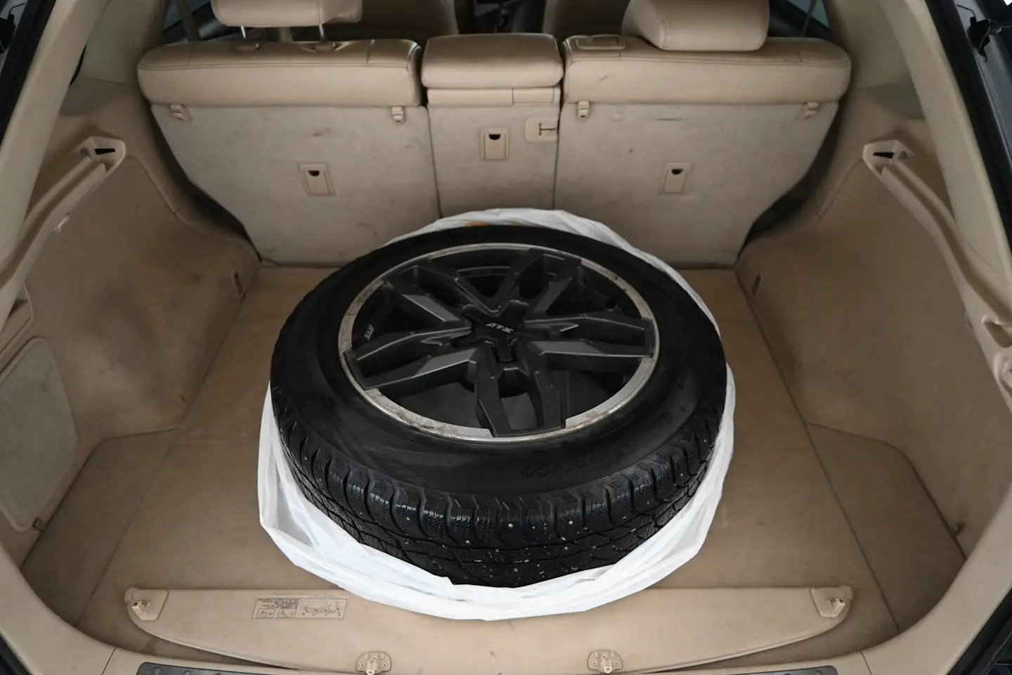Car Image - 6sPrJXW6ezku5KqhFScCjj