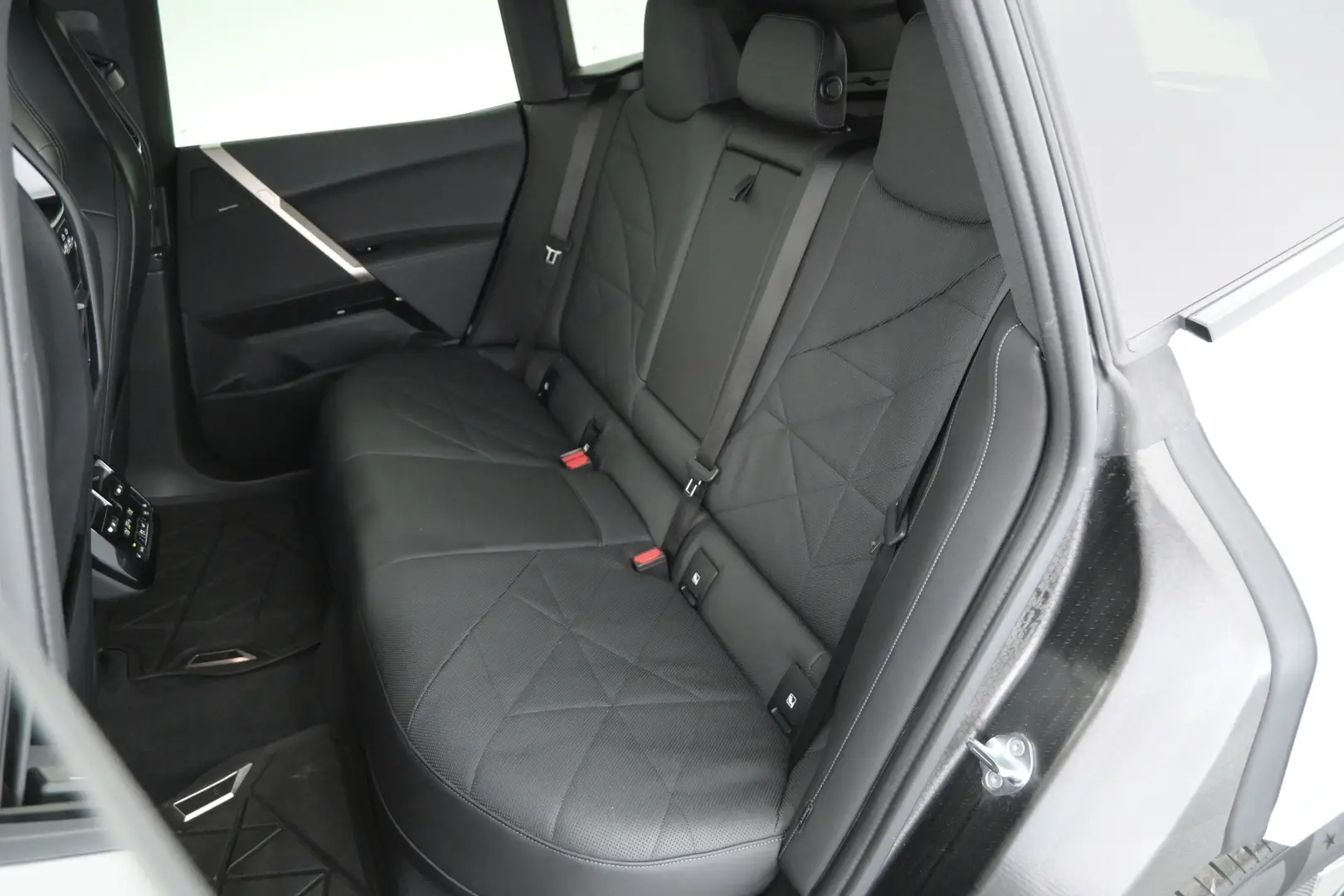Car Image - 3z4kraPAMUMdFH9uow2ODB