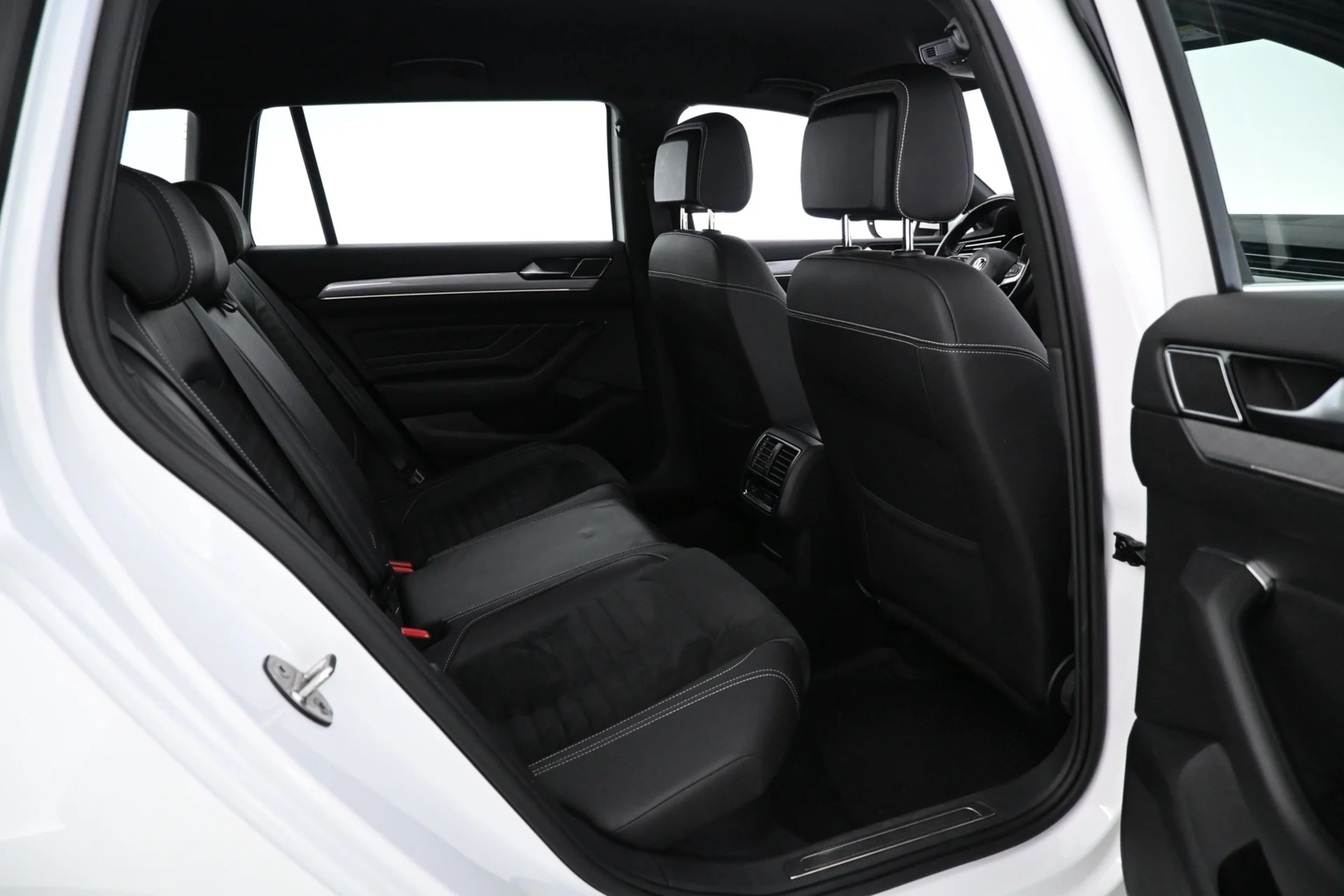 Car Image - 1LtnoyLZX0pyrjpMjGBBvu