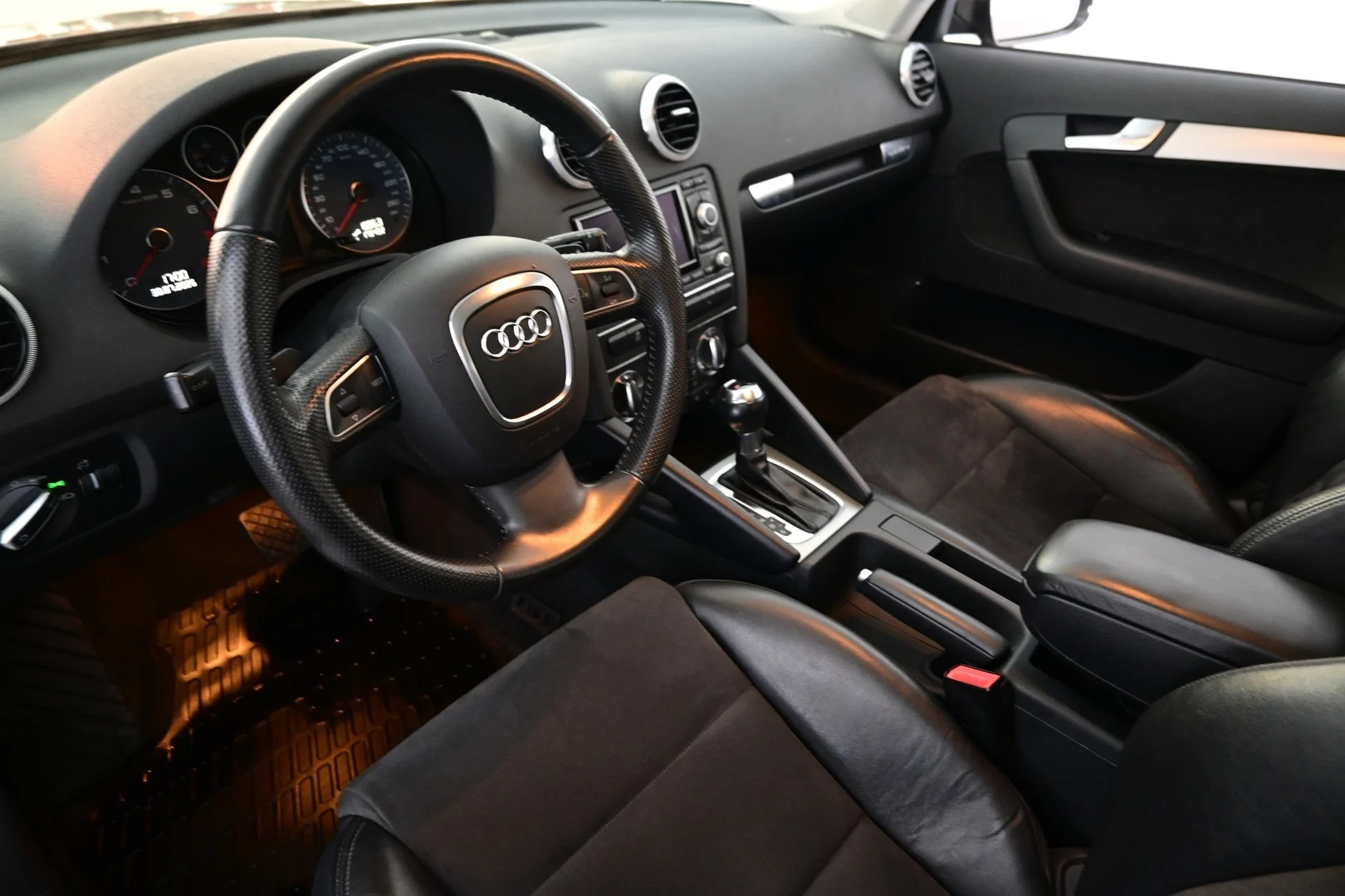 Car Image - 3mRqUUCPWHdXG27a5SXp07