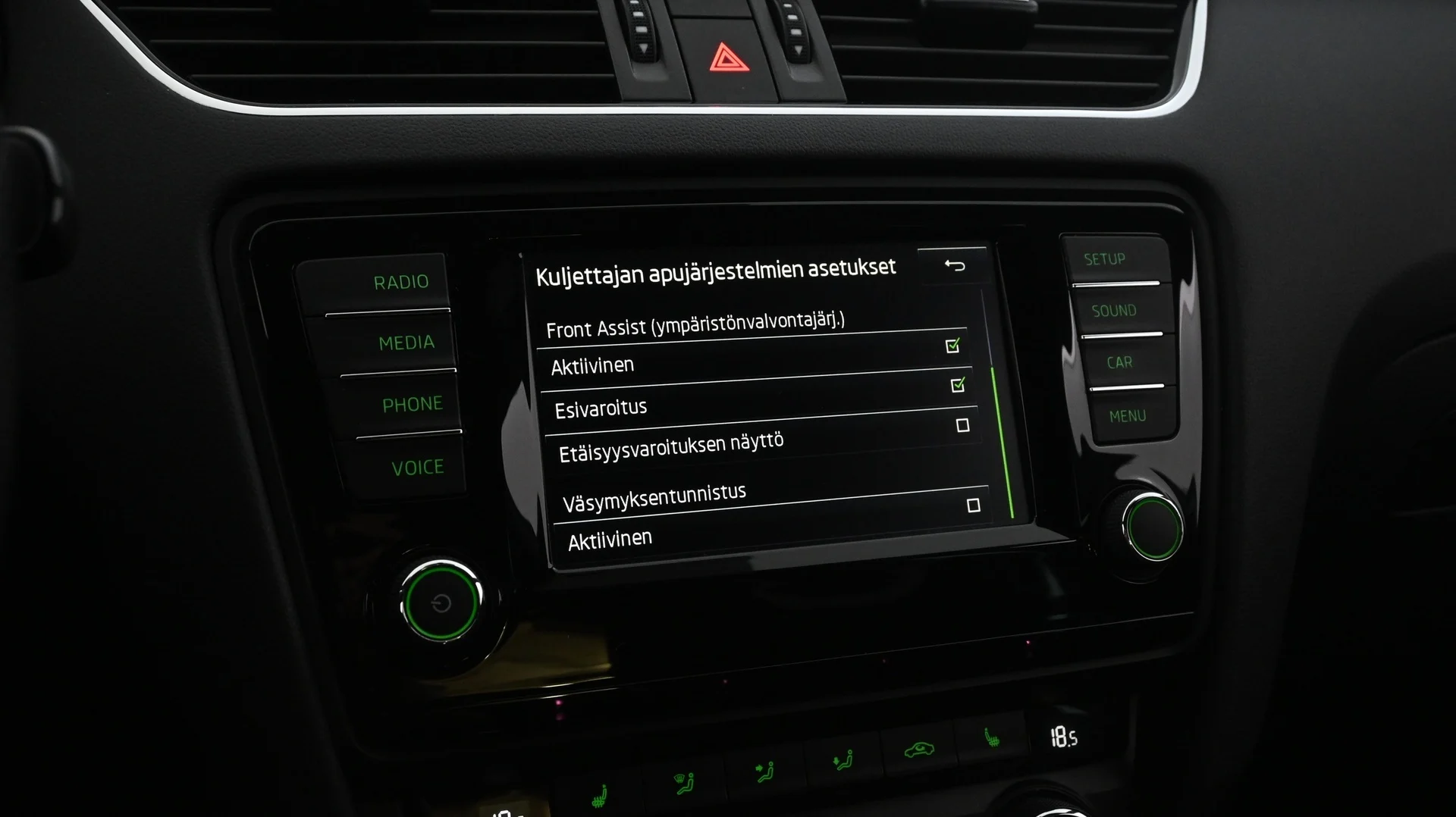 Car Image - 3BfciMCQhycyIwNeEGBNHw