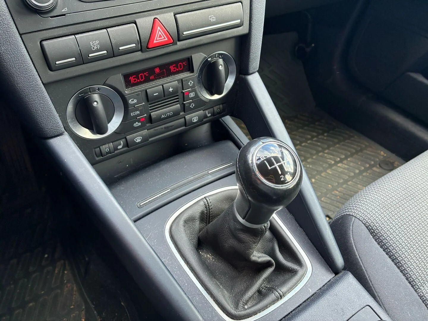 Car Image - 3kIHt33xOUonzCo4Pm2nvn