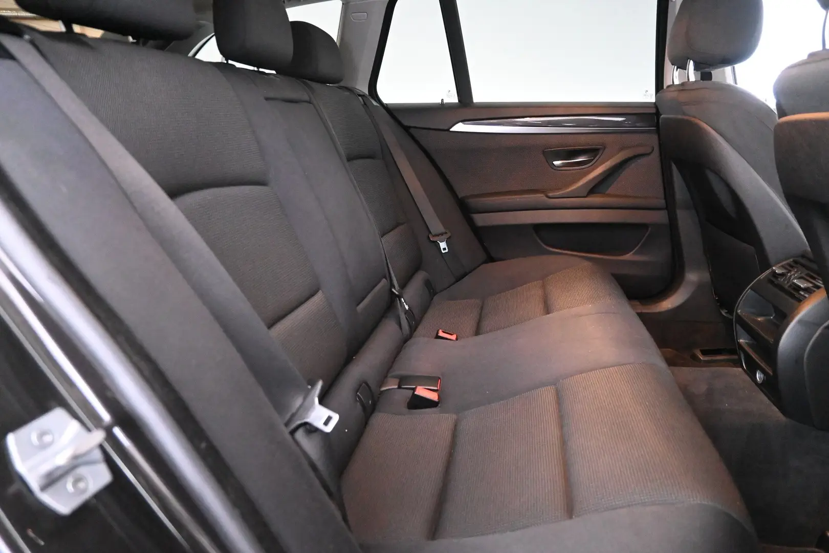 Car Image - 3hWrqkZoikzHBL3BXIyoZg