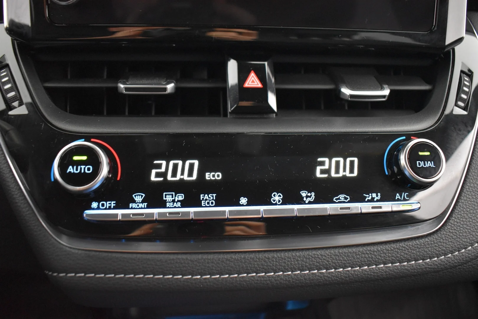 Car Image - 6OX7eEe93yk2asxQDIRn8L