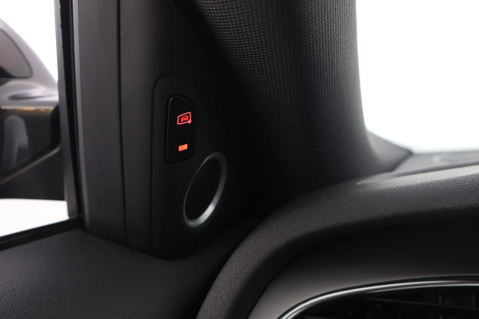 Car Image - 5CmHvkb7r0crxvqSq3T3X7