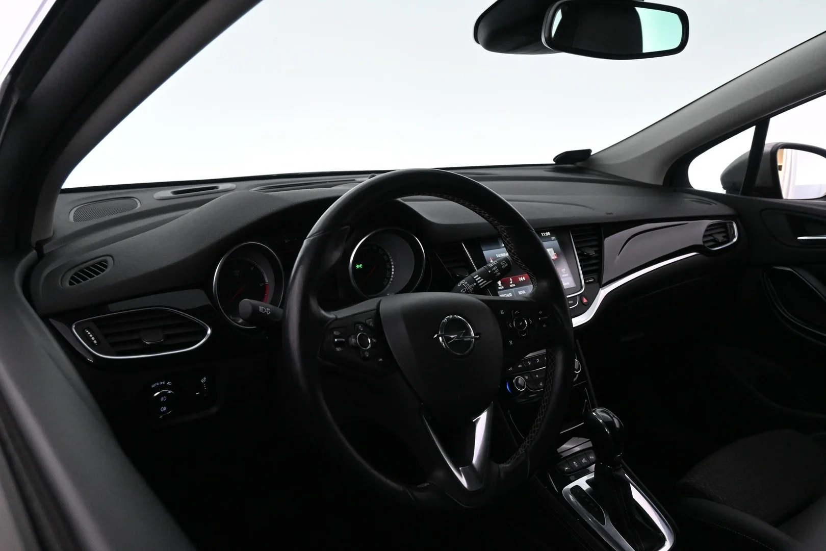 Car Image - 4xztEDkDkbkd2HqHJqp3tU