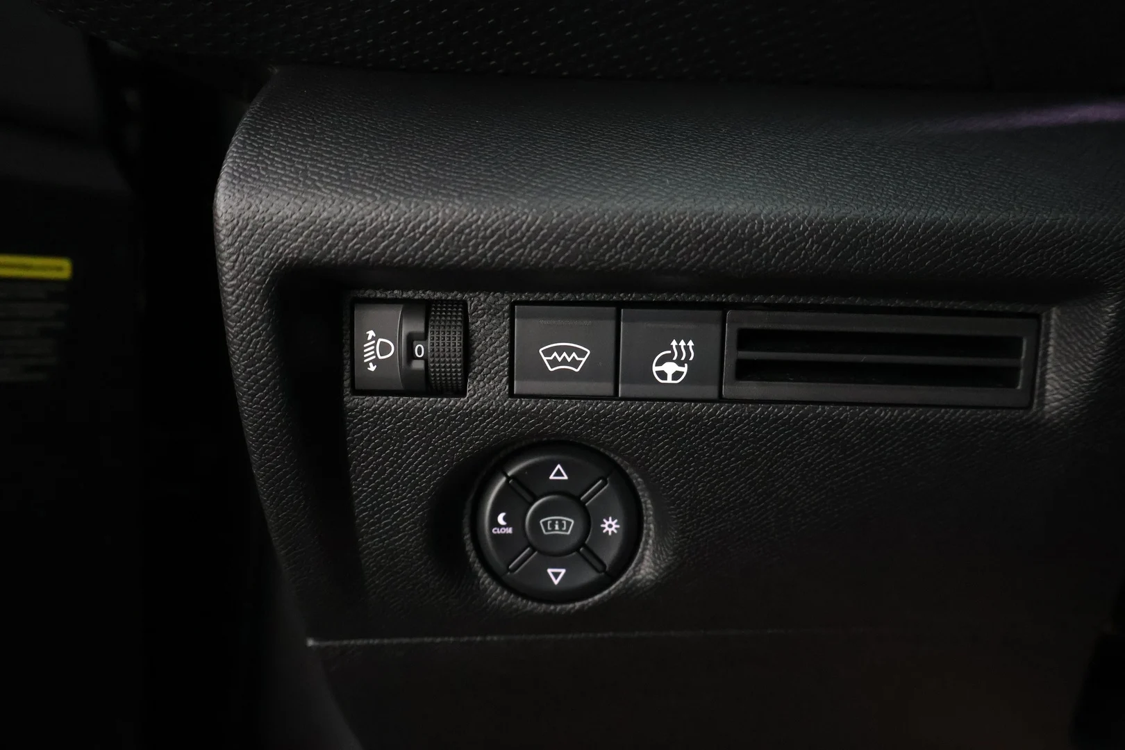 Car Image - toA3vkIdLHVkFbEszehQY