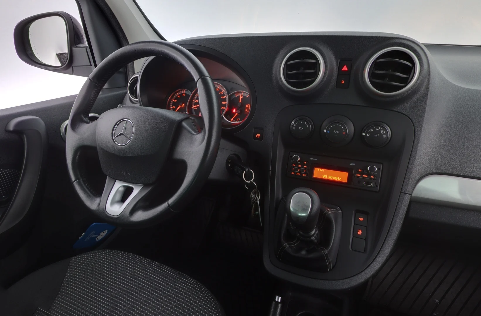 Car Image - 2wEZEtXPial5JN3ULVSY5H