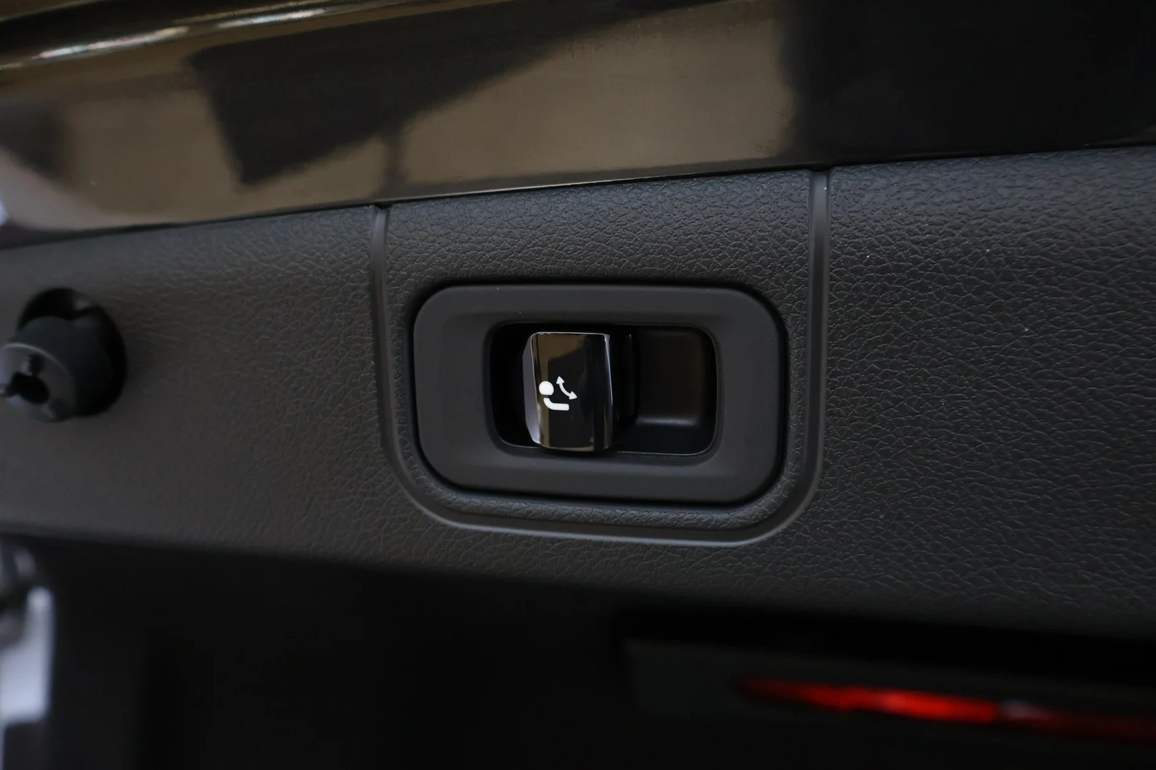 Car Image - 2hoROmFis2c0YYWn1I7S5U